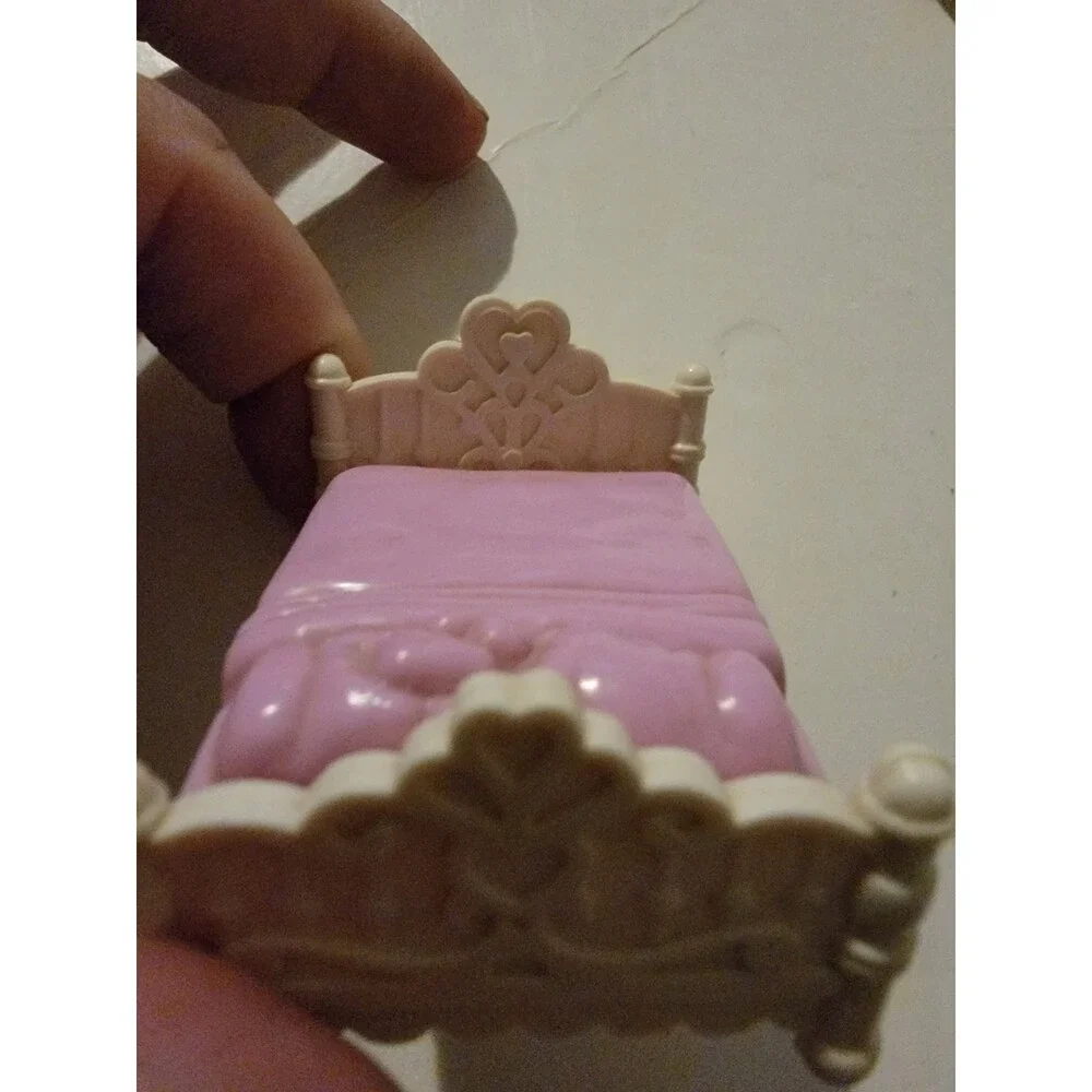 Fisher Price Precious Places Replacement Piece 80s Vintage Doll House Bed Pink